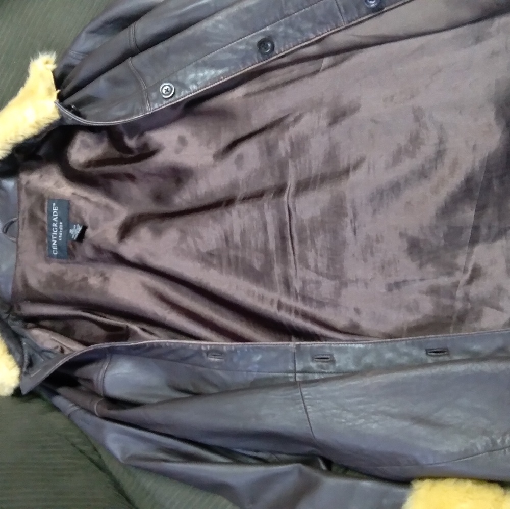 Leather jacket - Picture 4 of 5